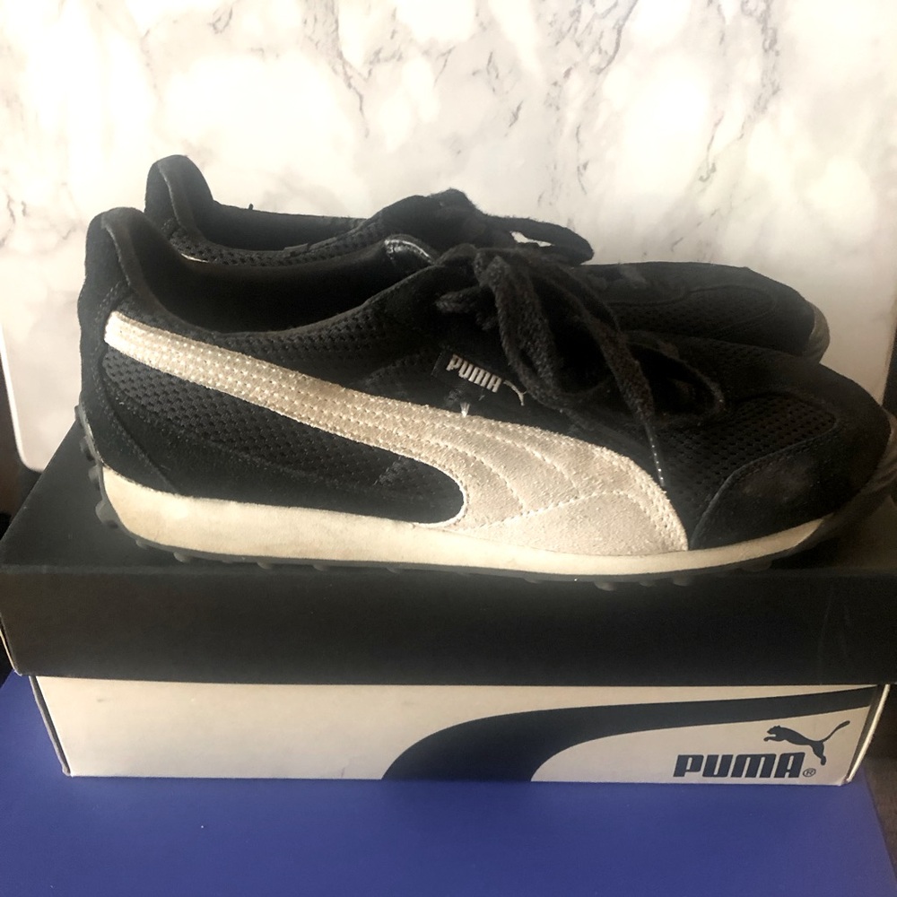 PUMA Anjan Sneakers BLACK And WHITE - Size 9.5M